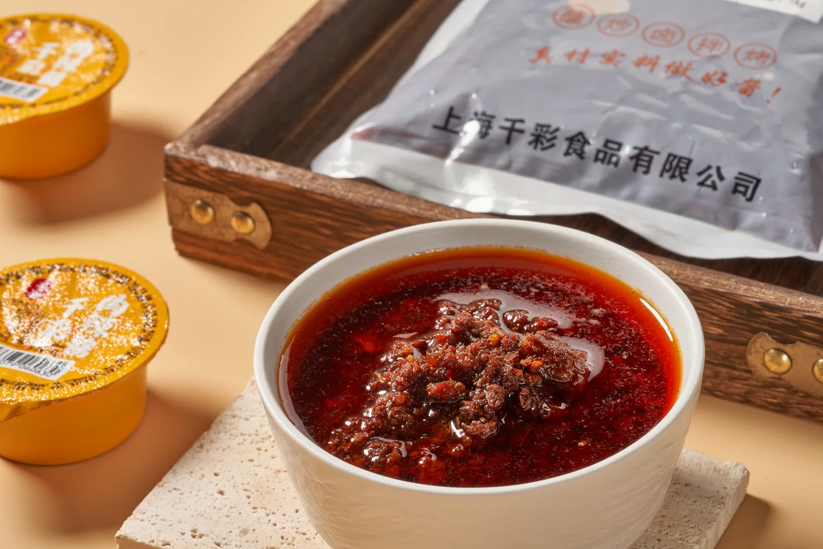 千彩肉辣酱产品图片1